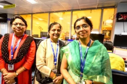 Dr Ritu Karidhal Srivastava, one of the senior scientists at ISRO is leading the mission.